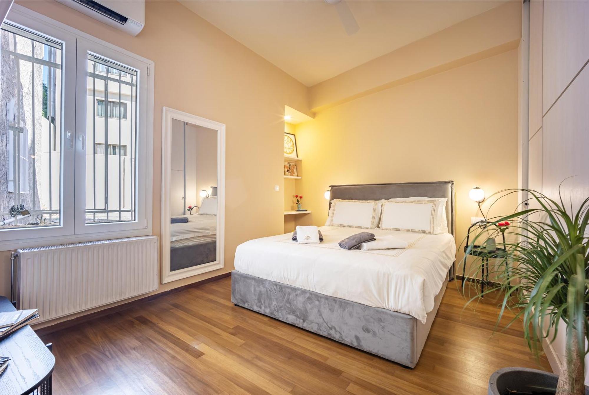 Oasis Athens - Boutique Suites Екстер'єр фото